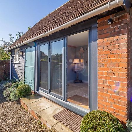 Romantic Cottage In Pretty Village With Great Pubs - Stoke Cartlodge Colchester Dış mekan fotoğraf
